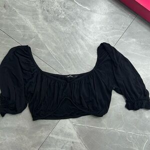 Women’s black crop top US 10